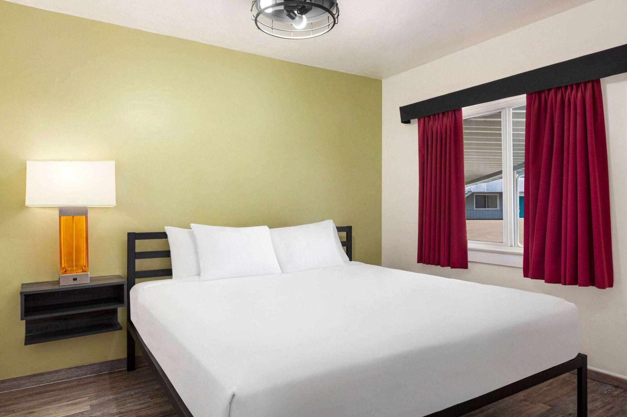 Baymont By Wyndham Fort Bragg Ngoại thất bức ảnh